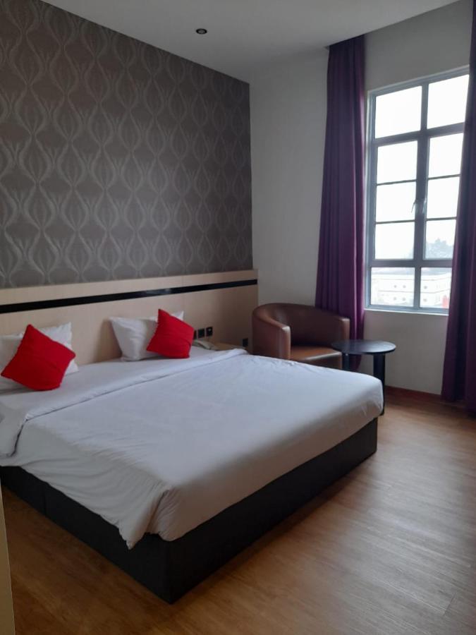 Blitz Hotel Batam Centre Ngoại thất bức ảnh